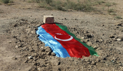Azərbaycan əsgəri boğazından güllə ilə vurulub: MN səbəbləri açıqlamır