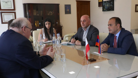 We highly appreciate the assistance provided by the Republic of Poland to the Ukrainian-Armenians: Zareh Sinanyan to Paweł Cieplak
