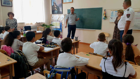 Արցախի աշակերտներին սովորեցրել են ճանապարհային երթևեկության կանոնները