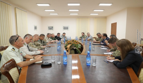 Armenia-Azerbaijan border situation presented to the military attachés