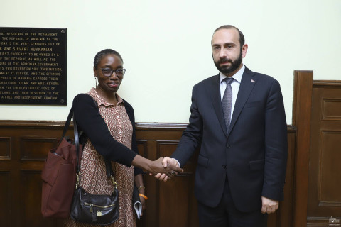 Foreign Minister of Armenia briefed upon the position of the Armenian side regarding the settlement of the Nagorno-Karabakh conflict the with the President of the International Crisis Group