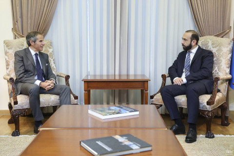 Nazir Mirzoyan BAEA-nın baş direktoru ilə görüşdə Ermənistan AES ilə bağlı səsləndirilmiş təhdidləri qəbuledilməz hesab edib