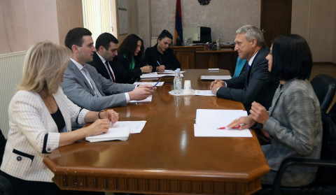 Issues of signing agreement on establishment of Persian Gulf-Black Sea Transport Corridor discussed Ministry of Territorial Administration and Infrastructure of Armenia
