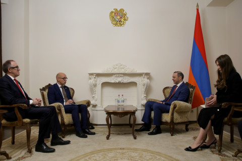 Շվեյցարիան հաստատակամ է նպաստելու Հայաստանում ժողովրդավարական ինստիտուտների զարգացմանը. ԱԽ քարտուղարն ընդունել է Շվեյցարիայի խորհրդարանի պատվիրակությանը