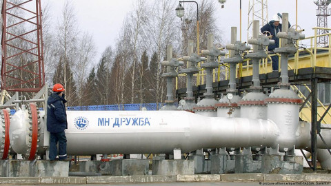 Oil flow to Germany resumes after Poland fixed pipeline leak