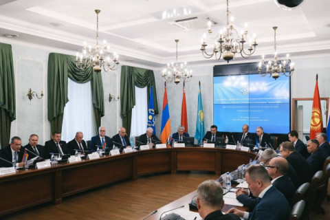 ԱԺ պատգամավորները Սանկտ Պետերբուրգում ներկայացրել են Ադրբեջանի ագրեսիվ գործողությունները