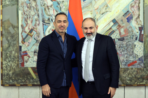 Nikol Pashinyan and Youri Djorkaeff discussed issues related to development of football in our country