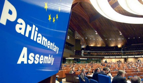AŞPA-nın bir qrup deputatı Azərbaycanda siyasi məhbusların artması haqda qətnamənin qəbulunu təklif edib