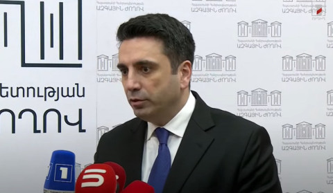Alen Simonyan Ermənistan və Azərbaycan liderlərinin görüşünün bu ay baş tuta biləcəyini istisna etmir
