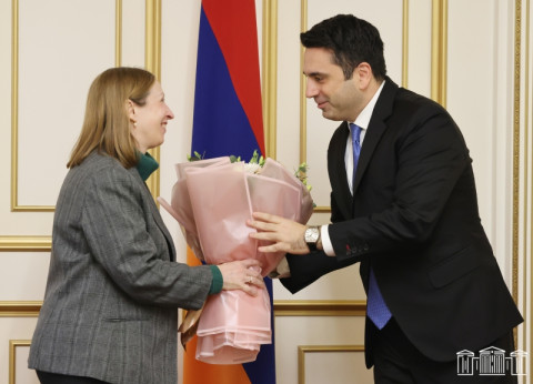 Շնորհակալ ենք ԱՄՆ-ին Լաչինի միջանցքի շուրջ ծավալվող իրադարձությունների վերաբերյալ հասցեական արձագանքի համար. Ալեն Սիմոնյանը՝ Լին Թրեյսիին