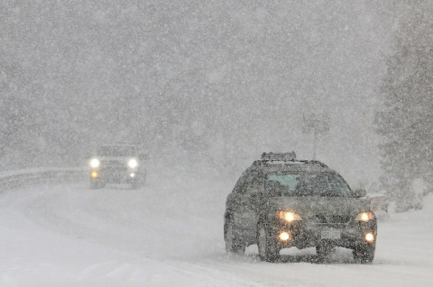 'Once-in-a-lifetime' blizzard kills at least 60 people in US
