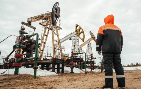 Russia to halt oil supplies under current contracts if they invoke price cap: Kremlin