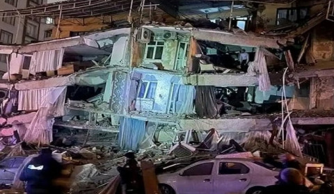 Baş nazir Paşinyan Türkiyə və Suriyaya başsağlığı verdi