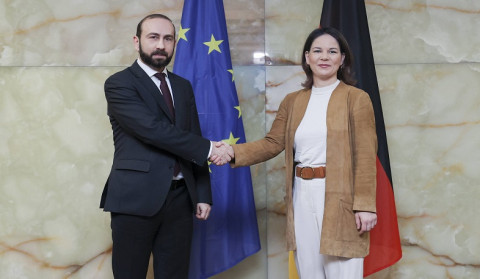 Ermənistan hazırda Türkiyə və Suriyada zəlzələdən zərər çəkmiş bölgələrə zəruri malların daşınmasını müzakirə edir: Ararat Mirzoyan