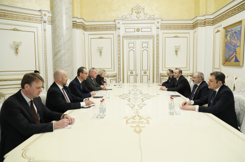 Pashinyan receives the delegation headed by the EU Civilian Operations Commander