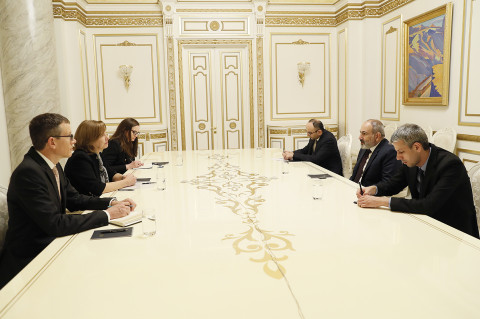 Development and strengthening of democracy is of strategic importance for Government: Armenia's Prime Minister to newly appointed US Ambassador