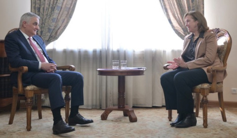 Deputy PM Grigoryan discusses the prospects for the development of trade and economic relations between USA and Armenia with Ambassador Kvien