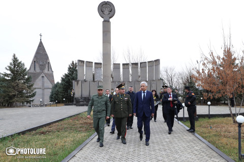 CSTO Secretary General visited Yerablur military pantheon