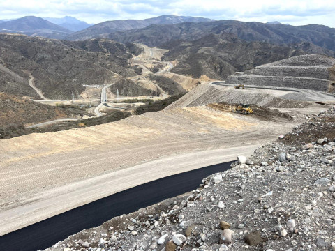 Kornidzor körpüsündən sonra yol yalnız Ermənistan ərazisindən keçməklə davam edəcək və həmin ərazidə sərhədin mühafizəsini ER sərhəd qoşunları öz üzərinə götürəcək: Paşinyan