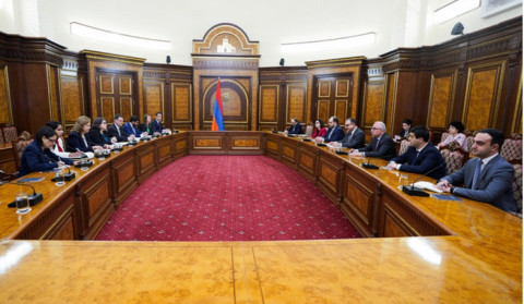 Thoughts exchanged on possibilities of promoting cooperation between Armenia and USA