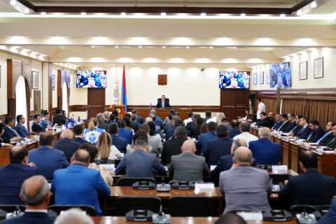 Տեխնիկական հսկողությունը պետք է չկրի ձևական բնույթ. Տիգրան Ավինյանը հանձնարարել է խստորեն հետևել աշխատանքների որակին և տեխհսկողությանը