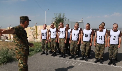 Քննություններ՝ ուսումնական զորամասում