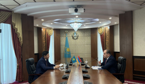 Səfir Qevondyan Bakının Dağlıq Qarabağa qarşı aqressiv hərəkətləri nəticəsində yaranmış vəziyyəti Qazaxıstan Senatının sədr müavininə təqdim edib