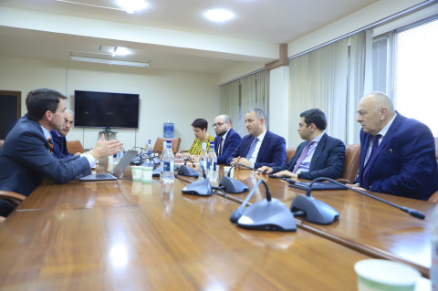 Քննարկվել են ՀՀ կառավարության և ԱԶԲ-ի միջև համագործակցությանը վերաբերող հարցեր