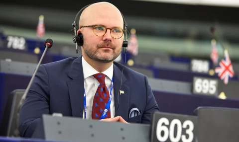 Депутат Европарламента Веймерс призывает ЕС оказать давление на Азербайджан, чтобы последний пропустил гуманитарную помощь в НК