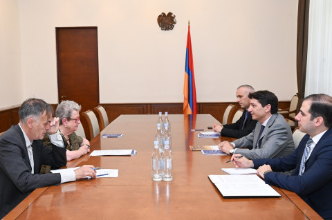 Ֆինանսների նախարարն ու ԵՄ դեսպանը քննարկել են համատեղ իրականացվող ծրագրերի ընթացքը