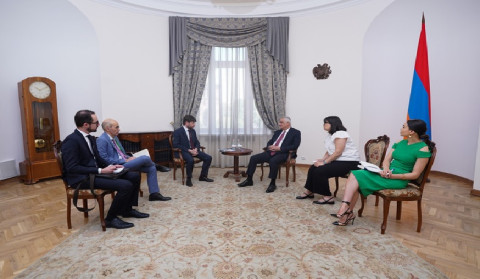 Մհեր Գրիգորյանը Օլիվիե Դըկոտինյիի հետ քննարկել է առևտրի, ներդրումների, ենթակառուցվածքների զարգացման խնդիրներ