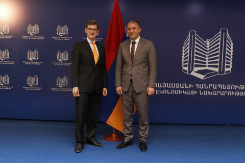Հրաժեշտի հանդիպում էկոնոմիկայի նախարարությունում