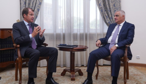 AYİB ilə infrastruktur sahəsində həyata keçirilən layihələrin gedişatı müzakirə edilib