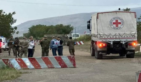 Բերձորի միջանցքով և Ակնայով Ստեփանակերտ է տեղափոխվել հումանիտար բեռ