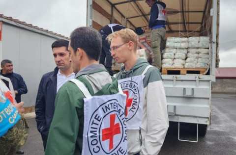 BQXK Laçın dəhlizi və Ağdam yolu ilə Dağlıq Qarabağa humanitar yardım göndərib