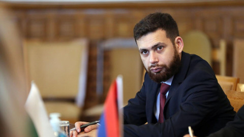 Կարևոր է, որ Հայաստանի գործընկերները չփորձեն ի հաշիվ ՀՀ շահերի երկկողմ օրակարգն առաջ մղել. Վահան Կոստանյան