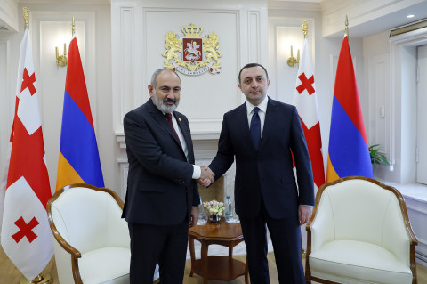 Նիկոլ Փաշինյանն ու Իրակլի Ղարիբաշվիլին քննարկել են տարածաշրջանում տեղի ունեցող գործընթացները