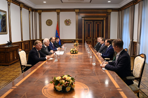 Վահագն Խաչատուրյանն ընդունել է Կանադայի Սենատի անդամ Լեո Հուսակոսի գլխավորած պատվիրակությանը