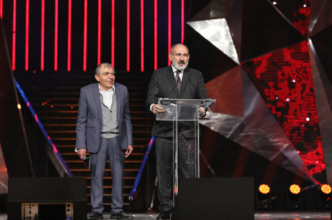 Mathematics specialist, teacher Sevada Khojabaghyan won main prize of 'Hero of Our Times' award ceremony