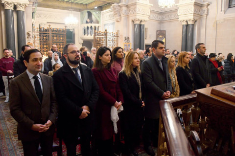Փարիզի Սուրբ Հովհաննես Մկրտիչ եկեղեցում Սուրբ Ծննդյան տոնի առթիվ մատուցվել է պատարագ