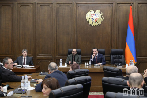 ՔՊ-ն Գրիգոր Մինասյանի հետ քննարկել է պետական պաշտոնյաներին տրվող նվերներին վերաբերող օրենսդրական կարգավորումները