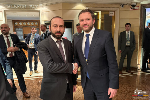 Ararat Mirzoyan continues meetings within framework of Munich Security Conference