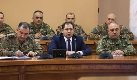 Սուրեն Պապիկյանը ԶՈՒ ղեկավար կազմի հետ անցկացվող օպերատիվ հավաքների ժամանակ անդրադարձել է տարածաշրջանային անվտանգությանն առնչվող հարցերին
