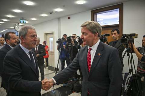 Akar ABŞ Nümayəndələr Palatasının nümayəndə heyəti ilə Ermənistan-Azərbaycan nizamlanması məsələlərini müzakirə edib