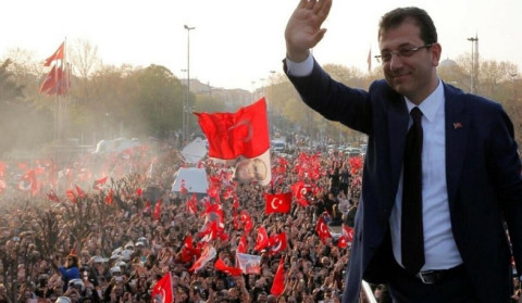 Türkiyədə keçirilən bələdiyyə seçkilərində Ərdoğanın partiyası məğlub olub