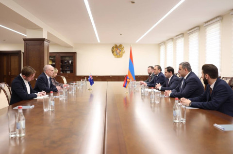 Possibilities of Armenia-Australia cooperation in field of defense discussed