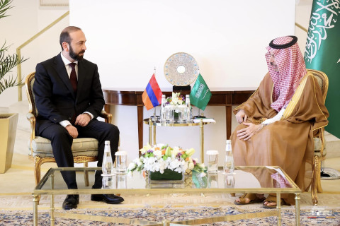 ՀՀ և Սաուդյան Արաբիայի ԱԳ նախարարներն ընդգծել են պարբերական ուղիղ չվերթերի կարևորությունը