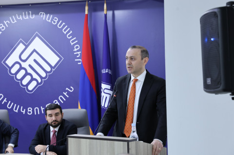 ԱԽ քարտուղարը ՔՊ նիստին ներկայացրել է Բրյուսելում կայացած եռակողմ հանդիպման վերաբերյալ զեկույց
