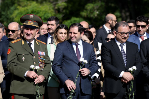 ER Müdafiə Nazirliyinin rəhbərliyi “Haxtanak” parkını ziyarət edib