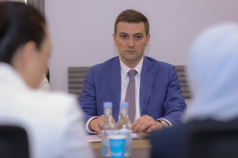 BƏƏ səfiri ilə nəqliyyat sahəsində əməkdaşlıqla bağlı məsələlər müzakirə olunub